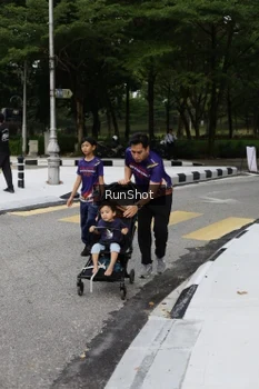 Runner Photo 4305134