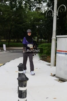 Runner Photo 4305144