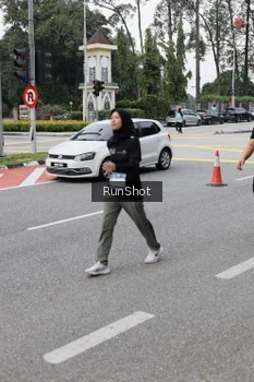Runner Photo 4305168