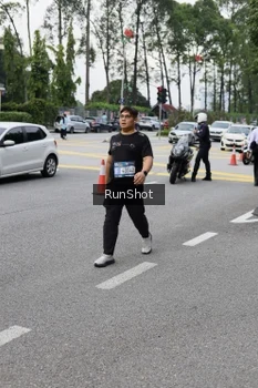 Runner Photo 4305171