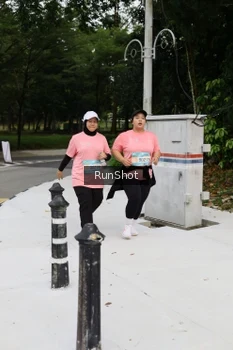Runner Photo 4305174