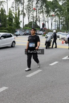 Runner Photo 4305175