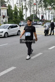 Runner Photo 4305176