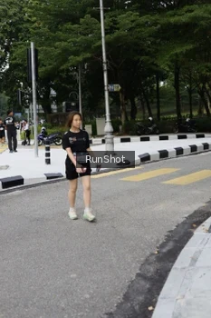 Runner Photo 4305201