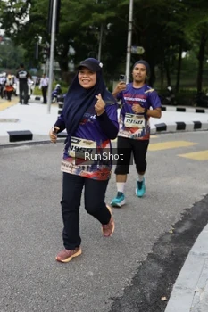 Runner Photo 4305227