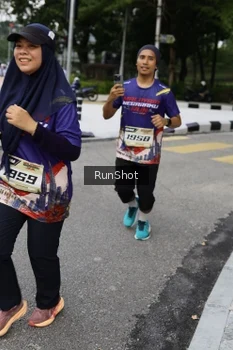 Runner Photo 4305236