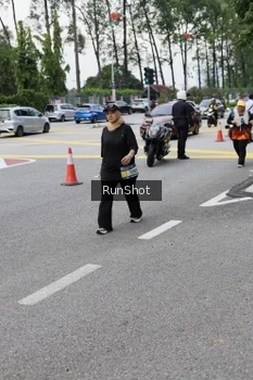 Runner Photo 4305256
