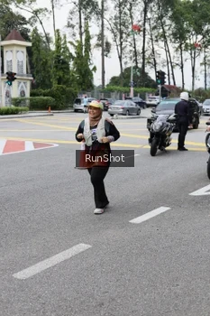 Runner Photo 4305257
