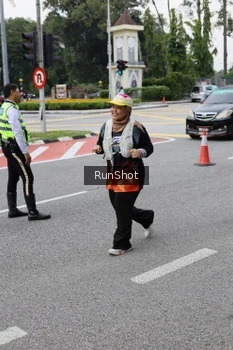 Runner Photo 4305273