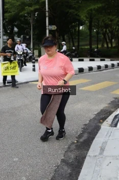 Runner Photo 4305274