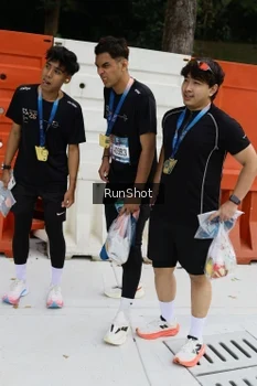 Runner Photo 4305276
