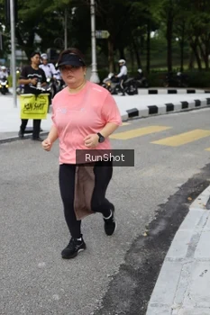 Runner Photo 4305277
