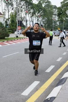 Runner Photo 4305292