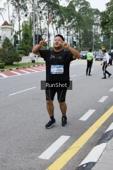Runner Photo 4305302