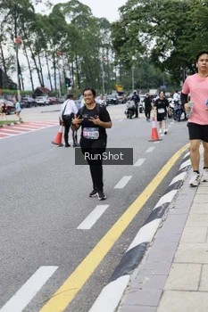 Runner Photo 4305304