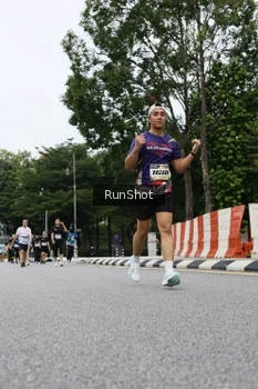 Runner Photo 4305306
