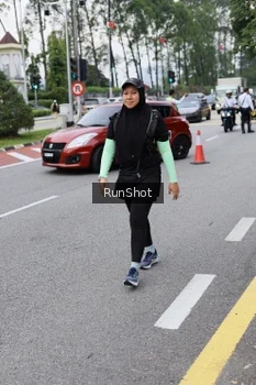 Runner Photo 4305338