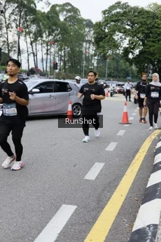 Runner Photo 4305346
