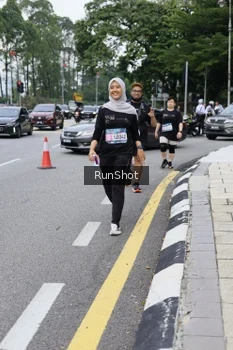 Runner Photo 4305375