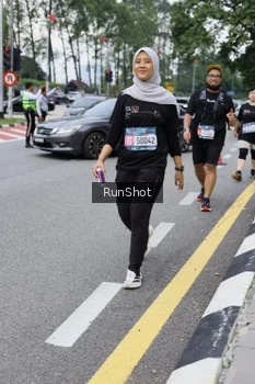 Runner Photo 4305383