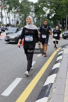 Runner Photo 4305388
