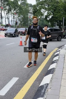 Runner Photo 4305402