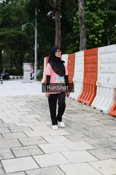 Runner Photo 4305408