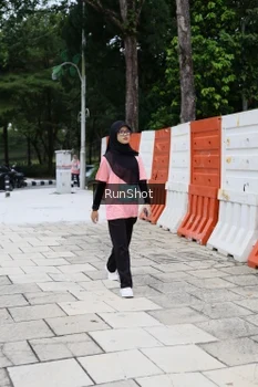 Runner Photo 4305413