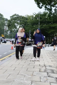 Runner Photo 4305421