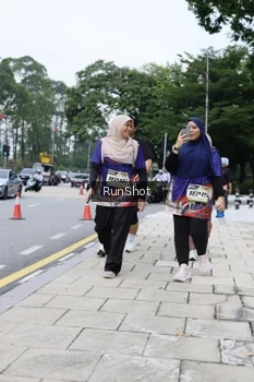 Runner Photo 4305427