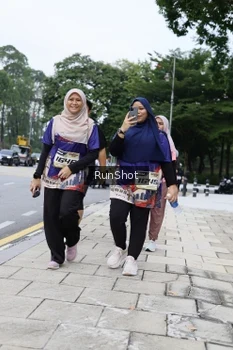 Runner Photo 4305441