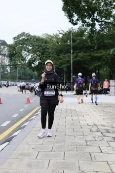 Runner Photo 4305444