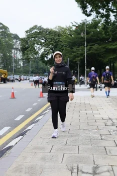 Runner Photo 4305446