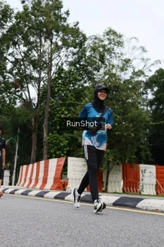 Runner Photo 4305449