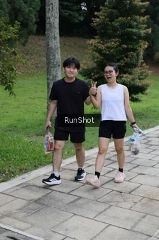 Runner Photo 4305472
