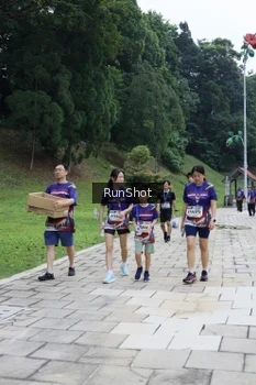 Runner Photo 4305486