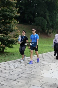 Runner Photo 4305508