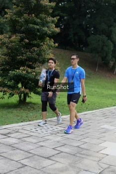 Runner Photo 4305517