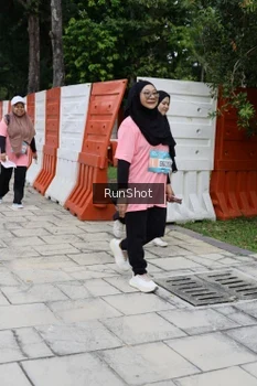Runner Photo 4305525