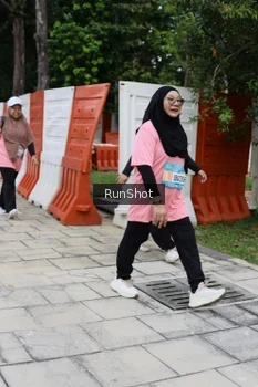 Runner Photo 4305536