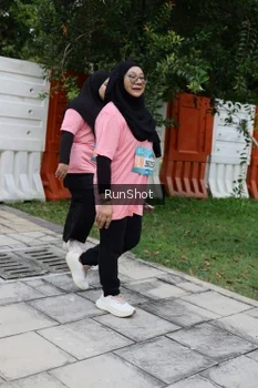 Runner Photo 4305546