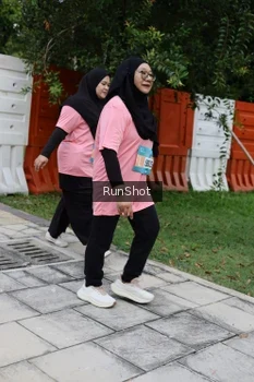 Runner Photo 4305556