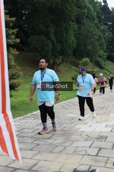 Runner Photo 4305562