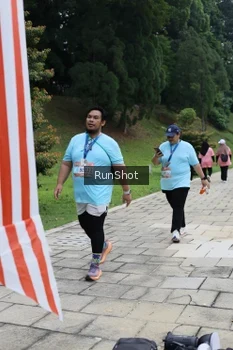 Runner Photo 4305563