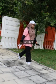 Runner Photo 4305564