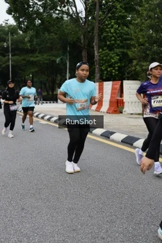 Runner Photo 4305580