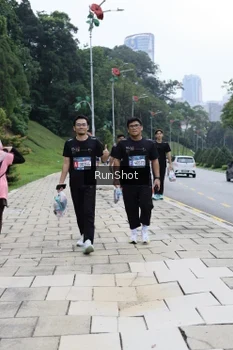 Runner Photo 4305587