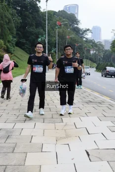 Runner Photo 4305590