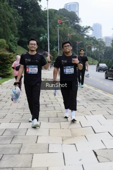 Runner Photo 4305596