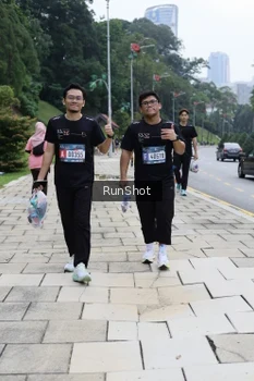 Runner Photo 4305602